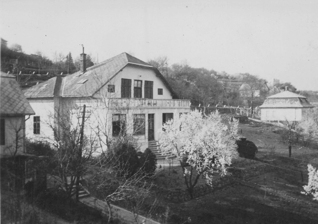Csikász villa
