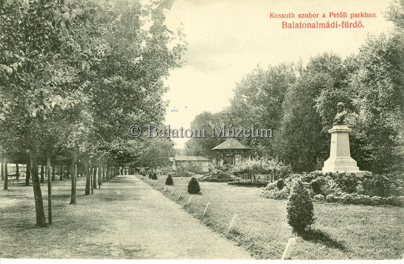 Kossuth szobor az Öreg parkban