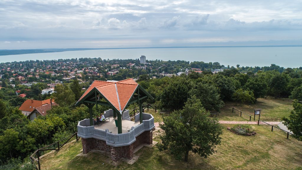 Óvári messzelátó