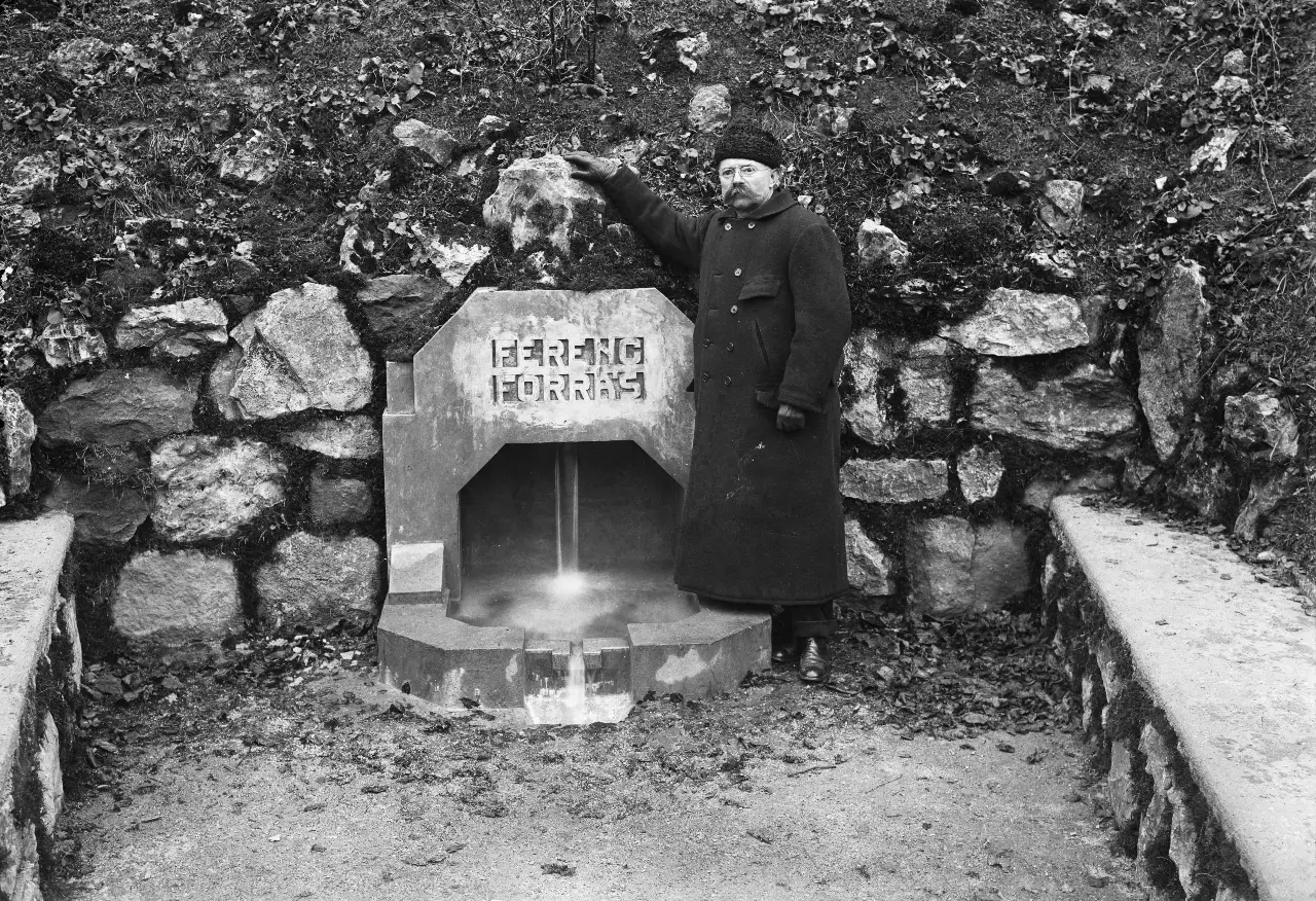 Tulipán nyaraló – Dr. Óvári Ferenc villája